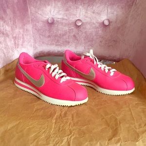 Super cute pink and silver Nike Cortez!!